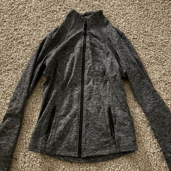 Lulu define jacket - Picture 1 of 3